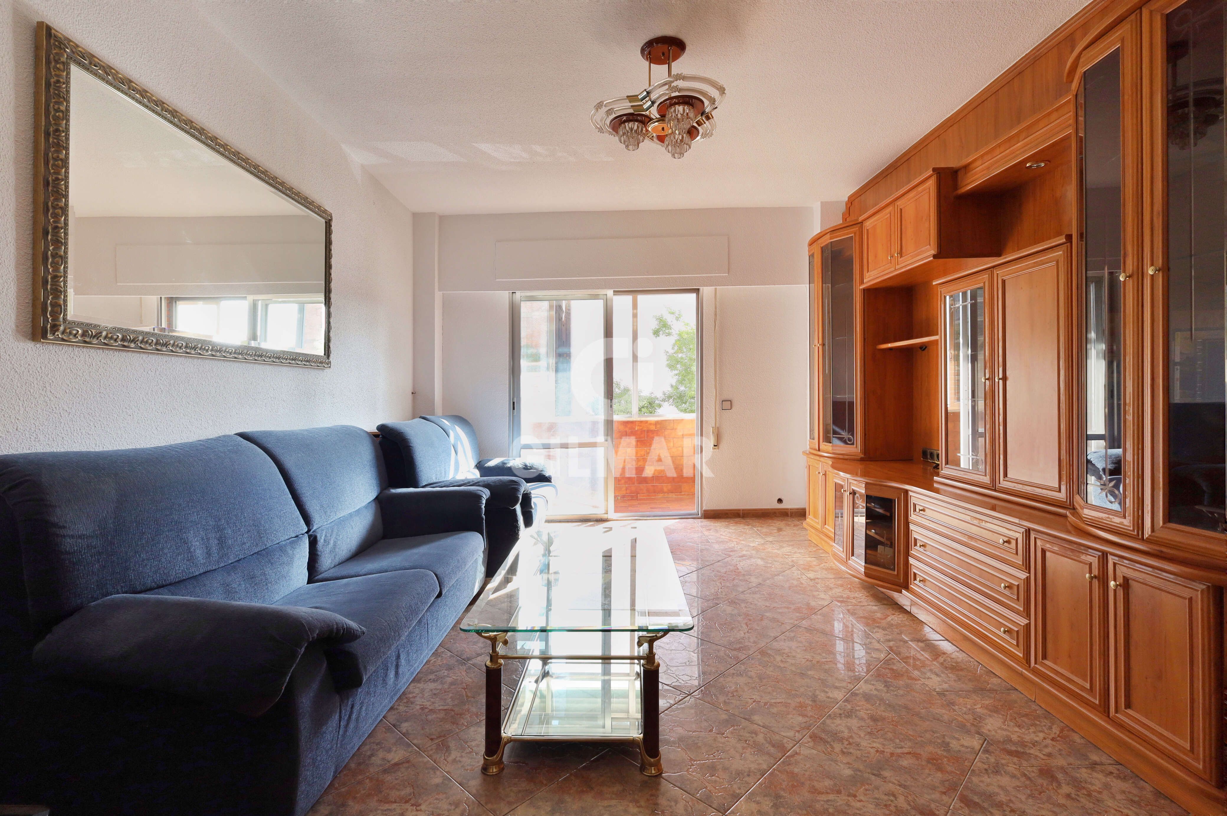 Living room of Flat for sale in  Madrid Capital  with Heating, Furnished and Balcony