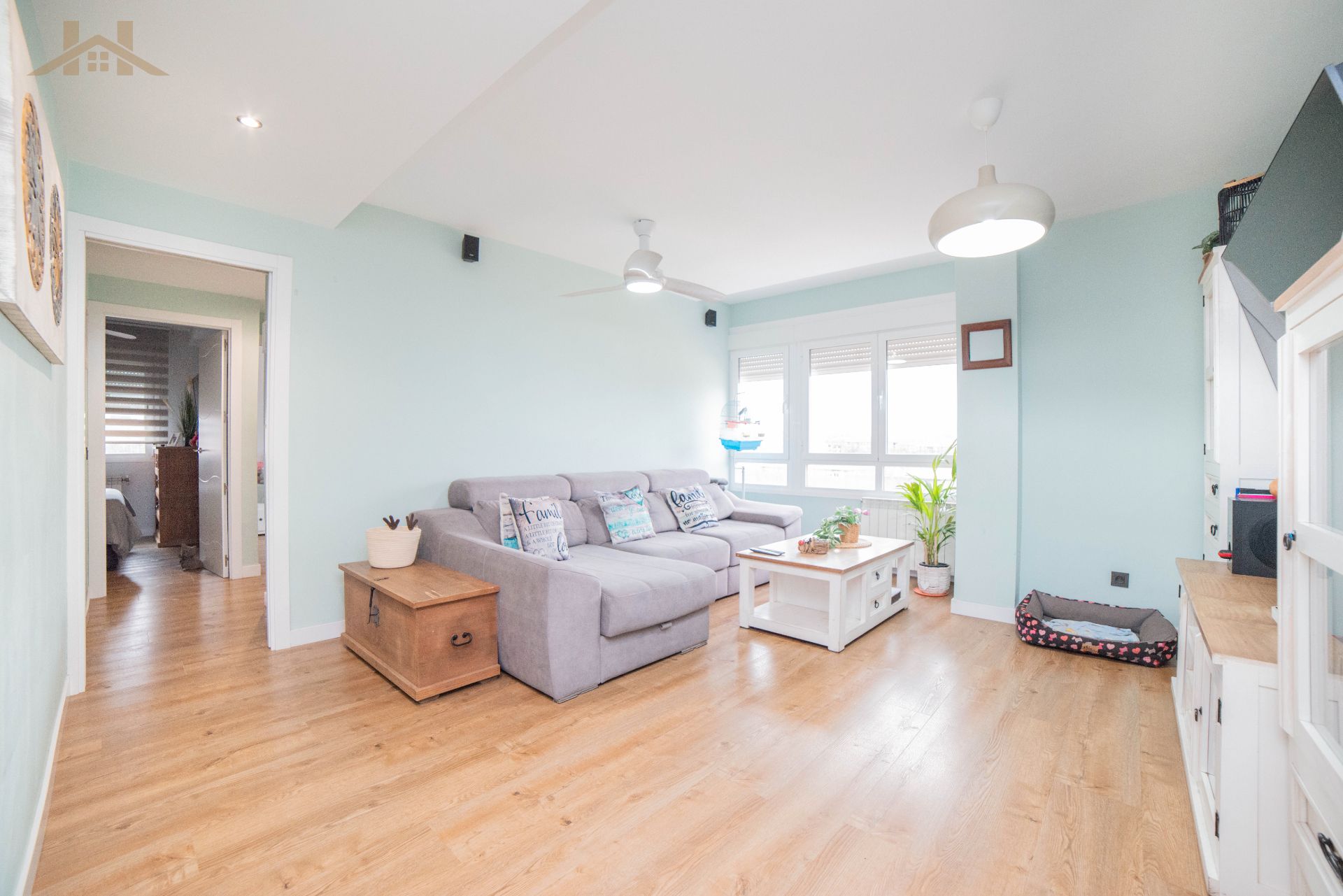 Sala de estar de Piso en venta en Fuenlabrada con Calefacción, Jardín privado y Piscina comunitaria