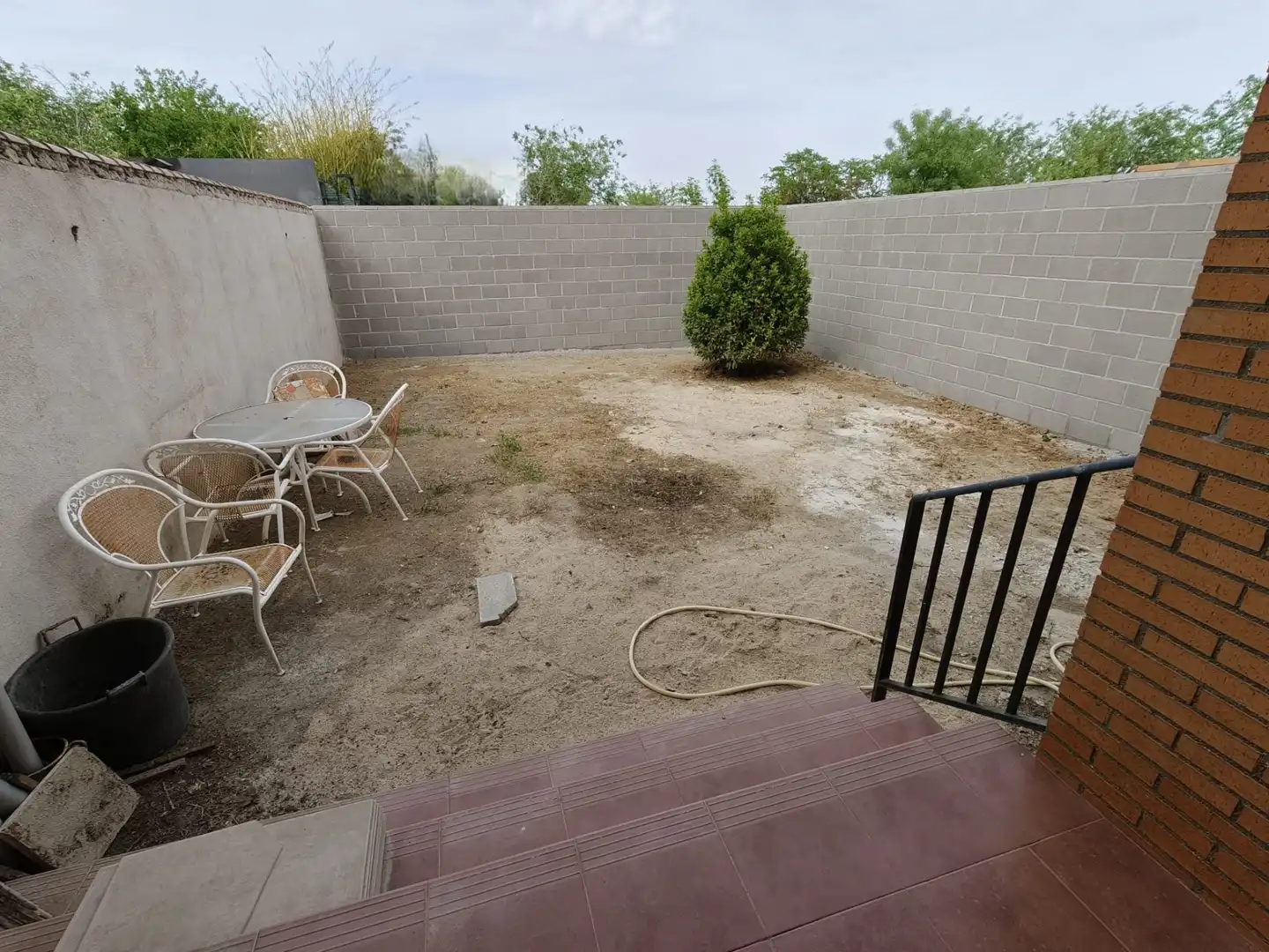 Jardín de Casa adosada en venta en Barcience con Calefacción, Jardín privado y Amueblado