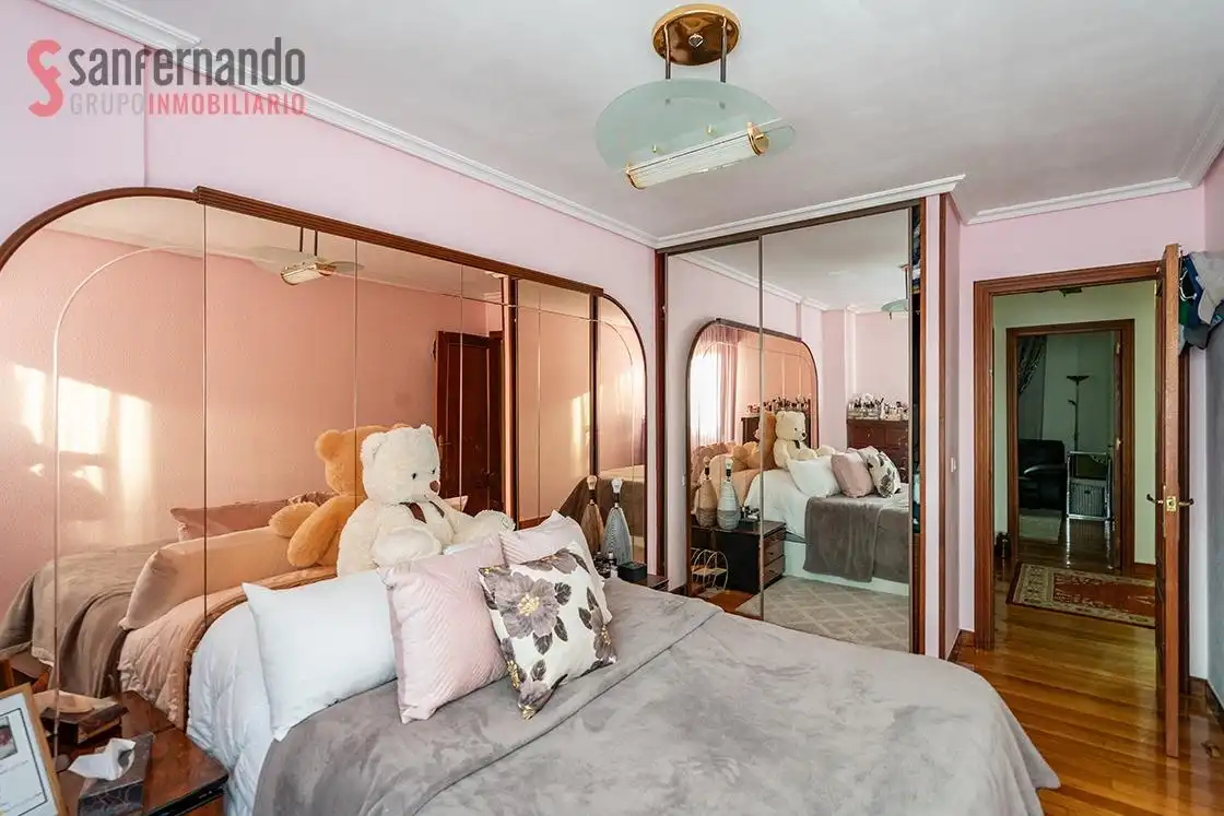 Habitación de Piso en venta en Cartes con Calefacción