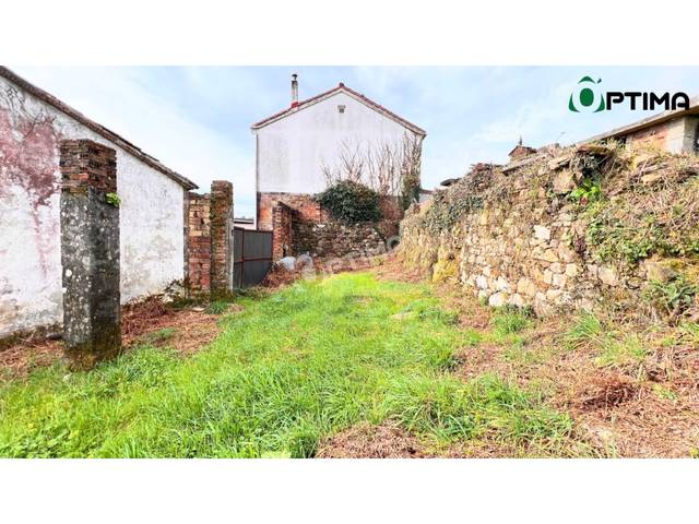 Casa-chalet en Venta en Val do Dubra