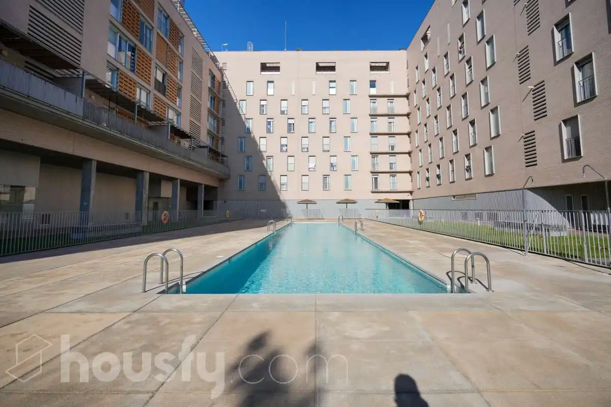 Piscina de Pis en venda en Madrid amb Calefacció, Traster i Piscina comunitària