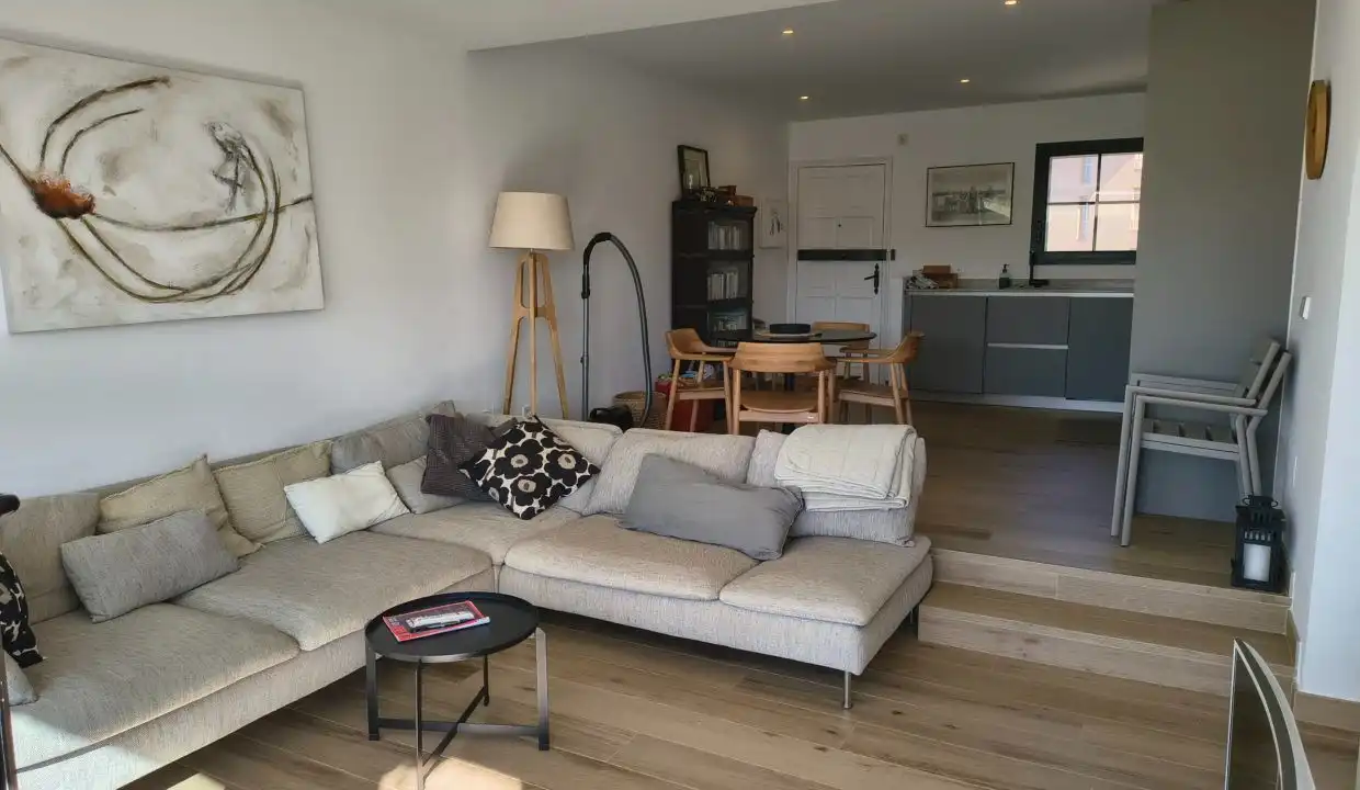 Wohnzimmer von Maisonette zum Verkauf in Pals mit Klimaanlage, Heizung und Terrasse