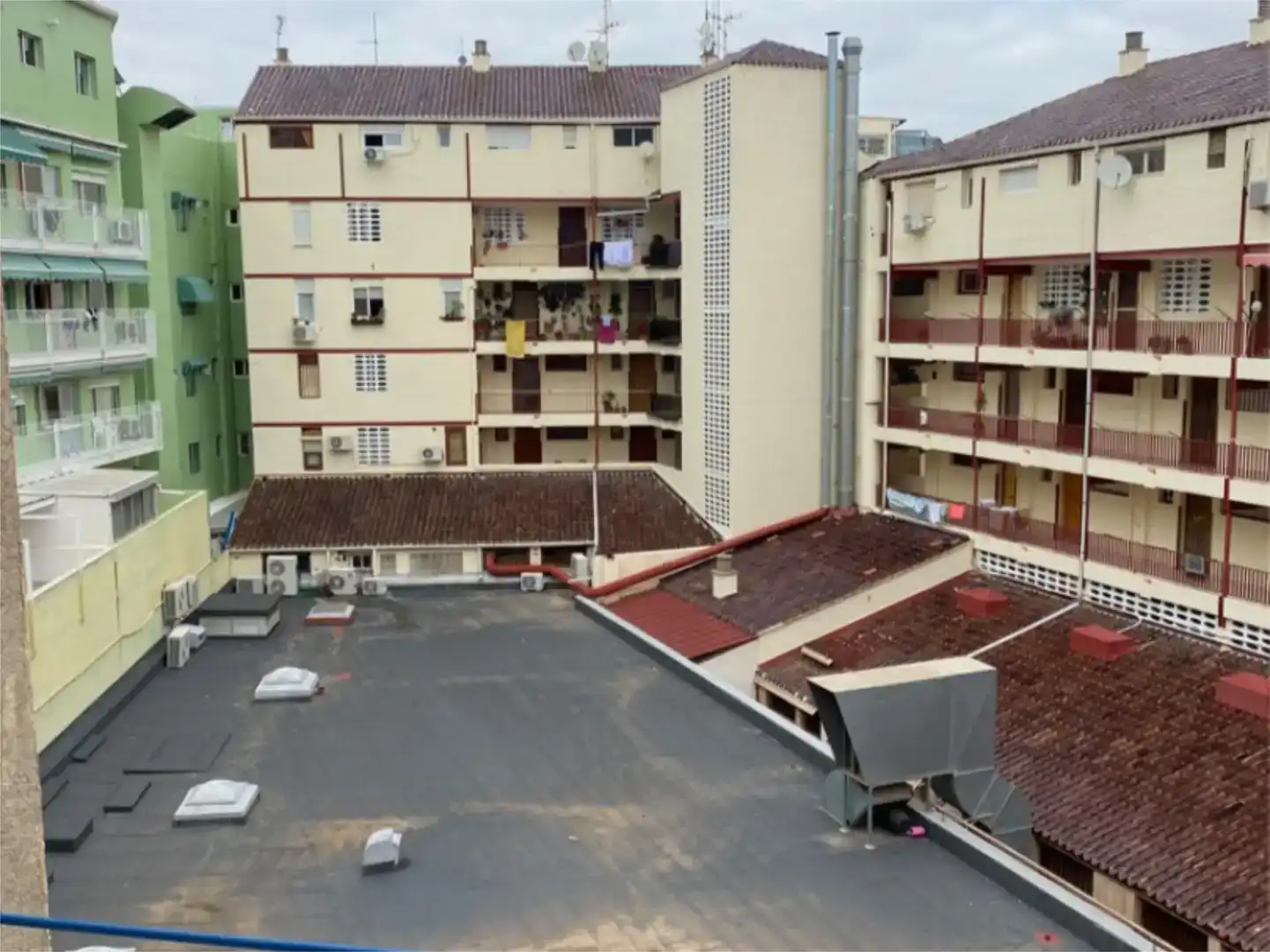 Vista exterior de Pis de lloguer en Dénia amb Aire condicionat, Moblat i Balcó