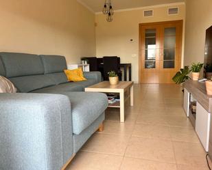 Living room of Flat for sale in Vélez-Málaga  with Air Conditioner, Heating and Terrace