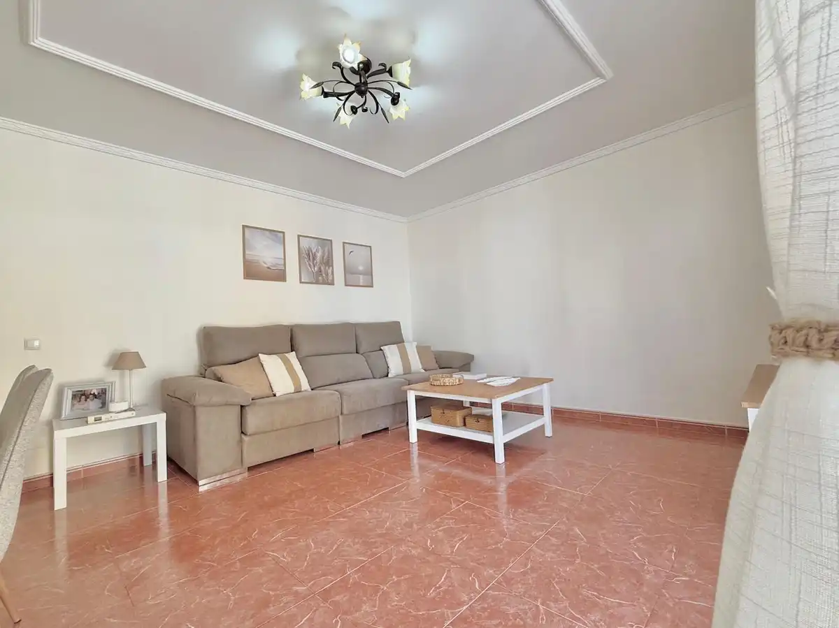 Living room of Detached homes for sale in Fuengirola  with Air Conditioner, Heating and Terrace