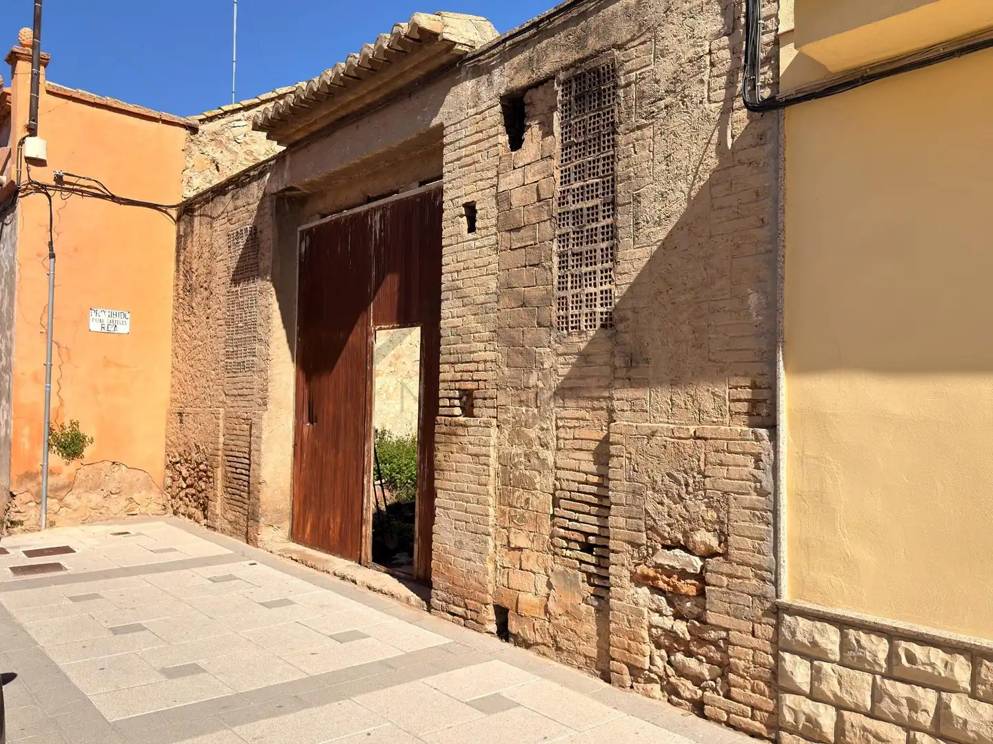 Exterior view of Residential for sale in La Pobla de Vallbona