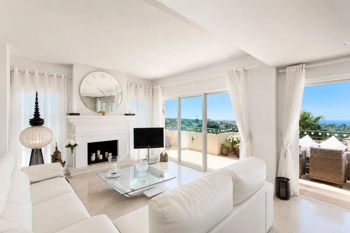 Ático con ascensor en venta en Elviria - Cabopino