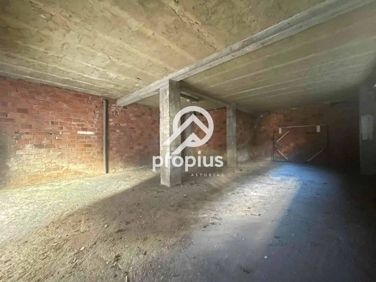 Commercial properties for rent in Llanera