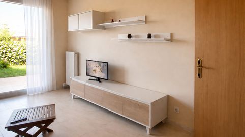 Foto 3 de Pis de lloguer a Avenida de Los Menicenses, Miengo pueblo, Miengo