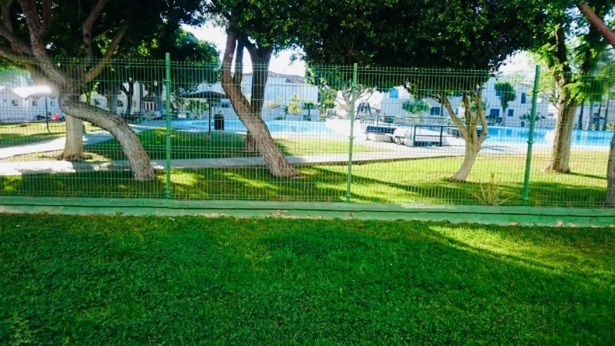 Garden of Single-family semi-detached to rent in Chiclana de la Frontera  with Air Conditioner, Heating and Terrace