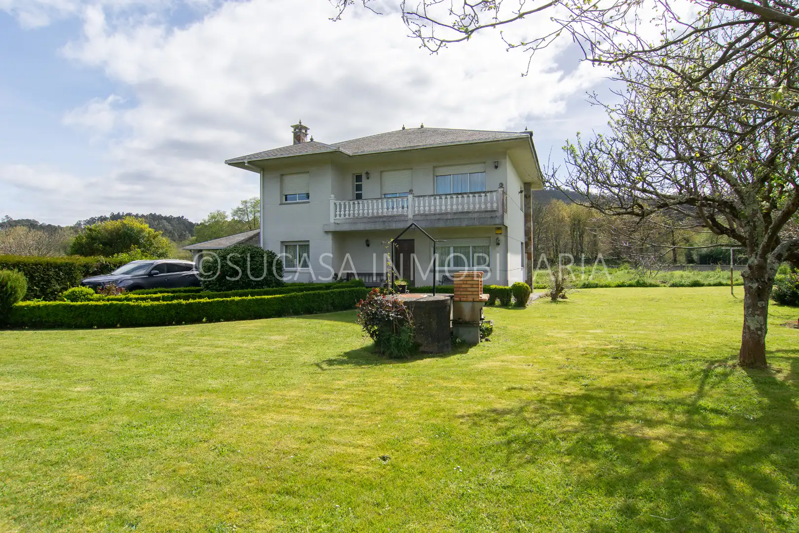 Vista exterior de Casa o xalet en venda en Culleredo amb Calefacció, Jardí privat i Parquet