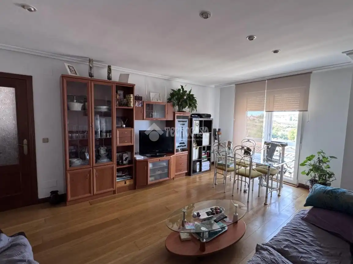 Wohnzimmer von Gebäude zum Verkauf in Villaquilambre