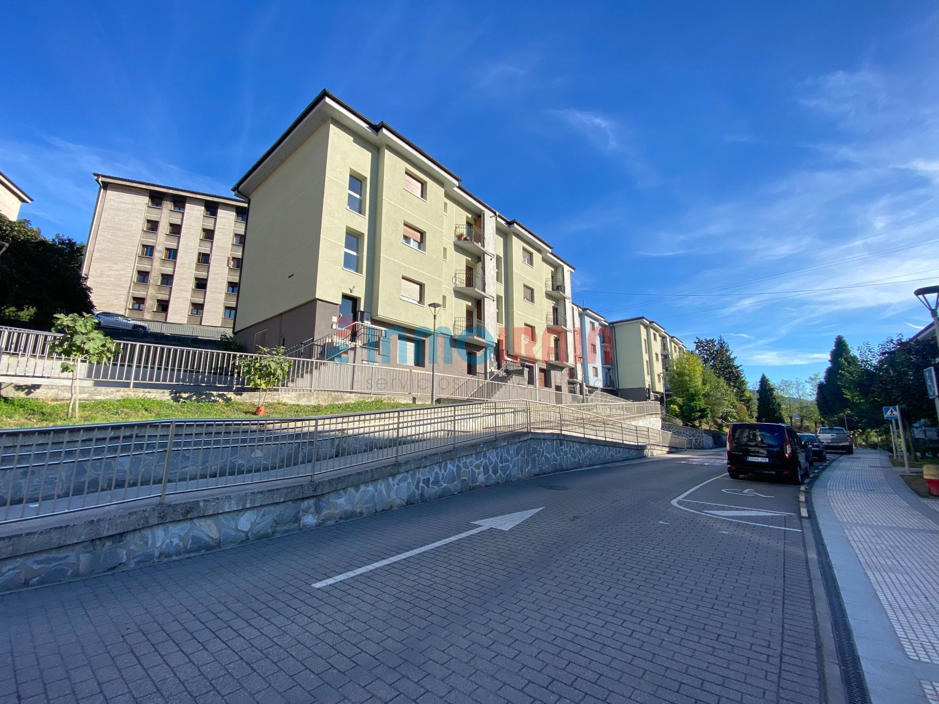 Exterior view of Flat for sale in Olaberria  with Heating, Terrace and Furnished