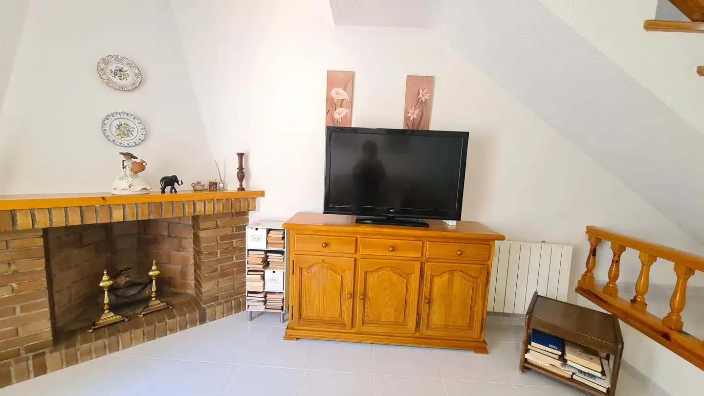 Living room of Houses for sale in La Adrada   with Private garden, Storage room and Balcony