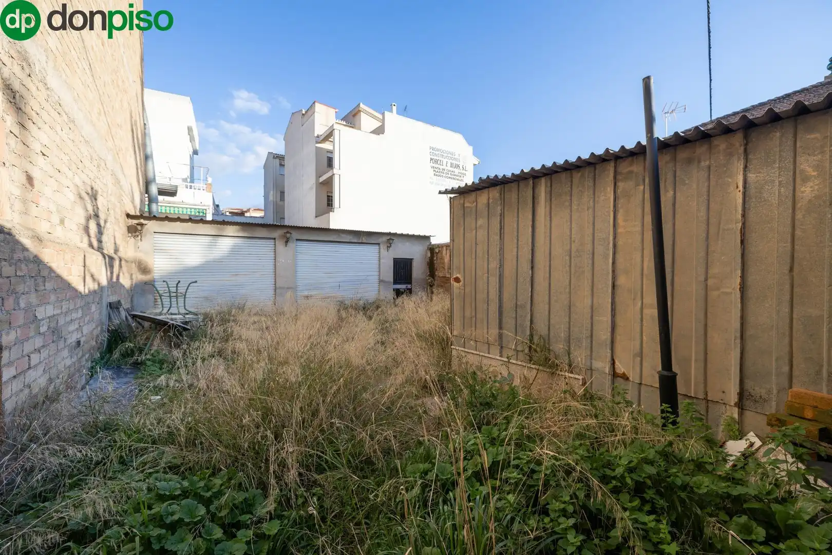 Residential for sale in Calle de Tierno Galván, 5, Avda. De los Ogíjares