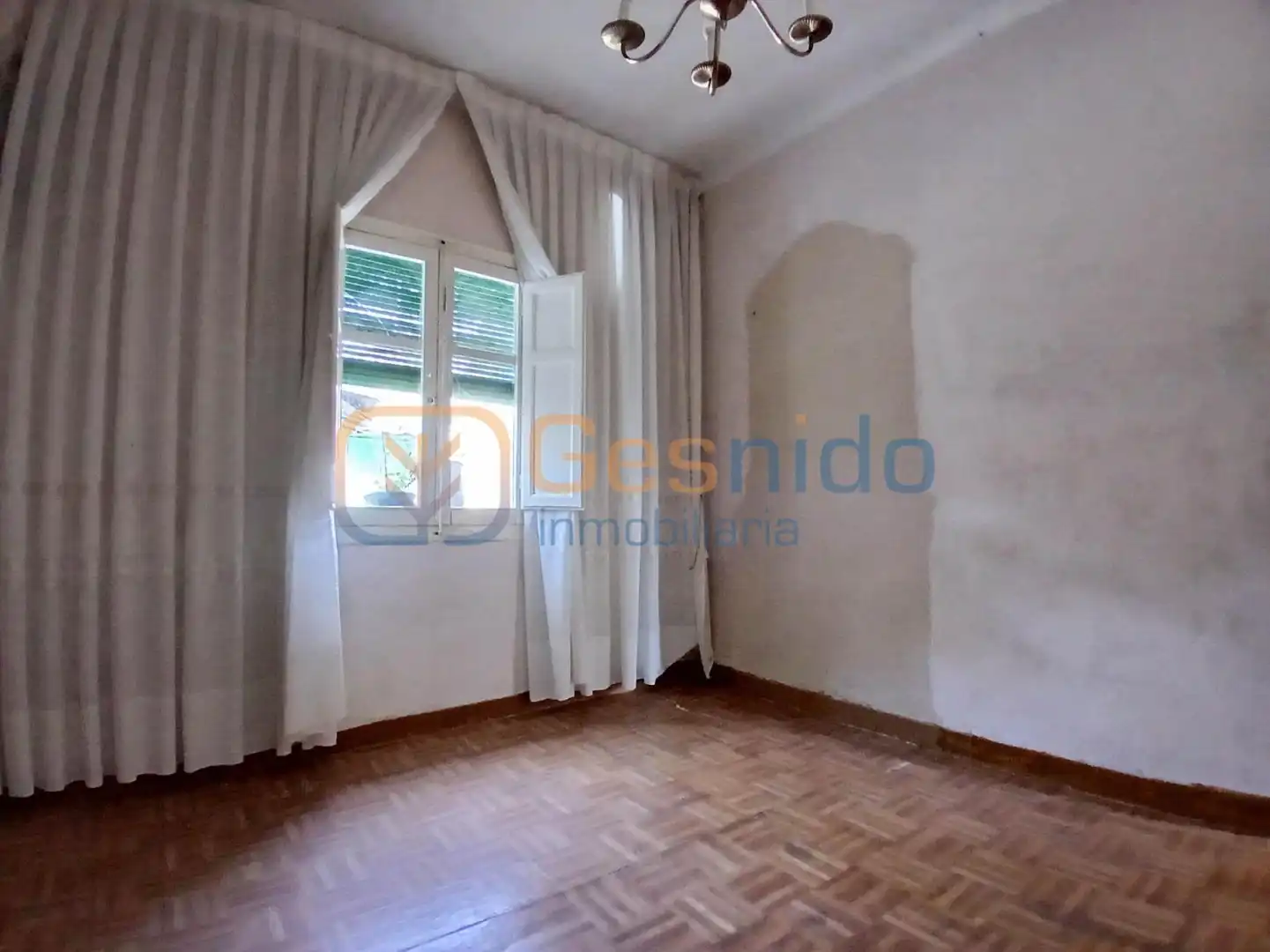 Dormitori de Casa o xalet en venda en Segovia amb Parquet