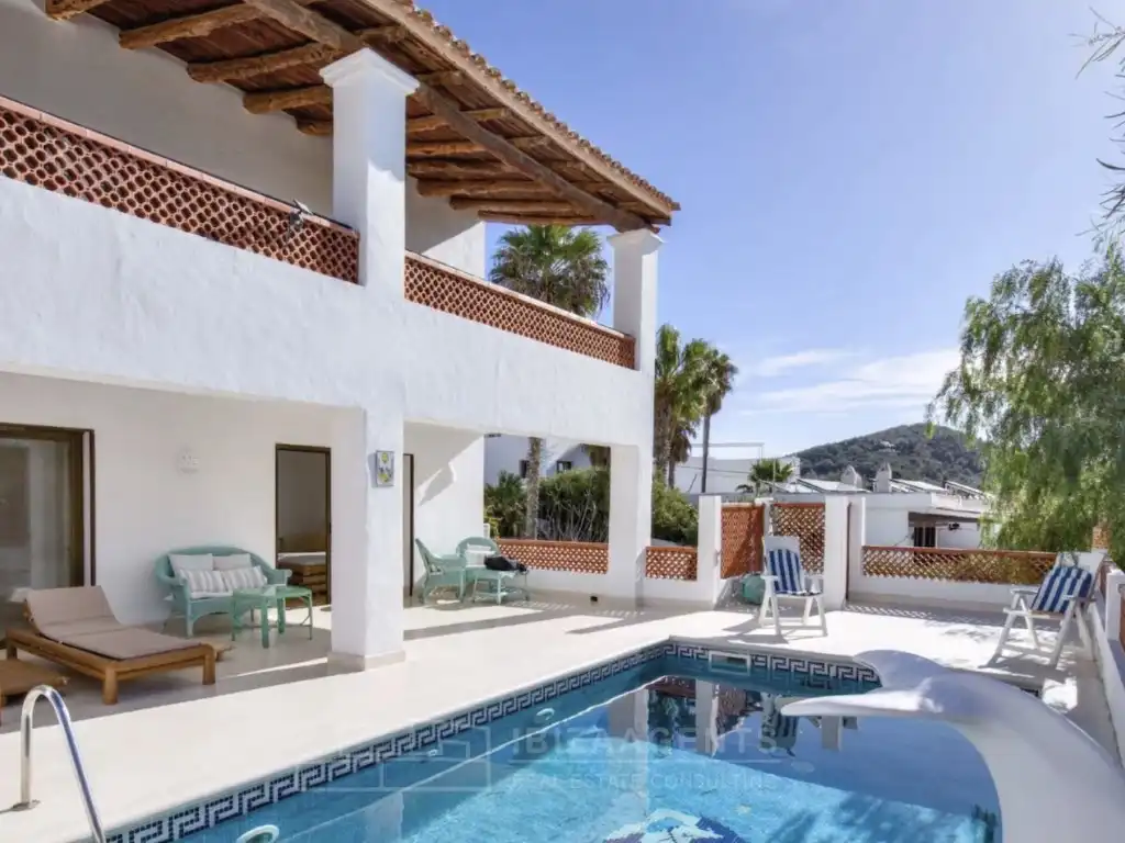 Haus mit Pool zum Verkauf in Calle Cisne, imagen 2