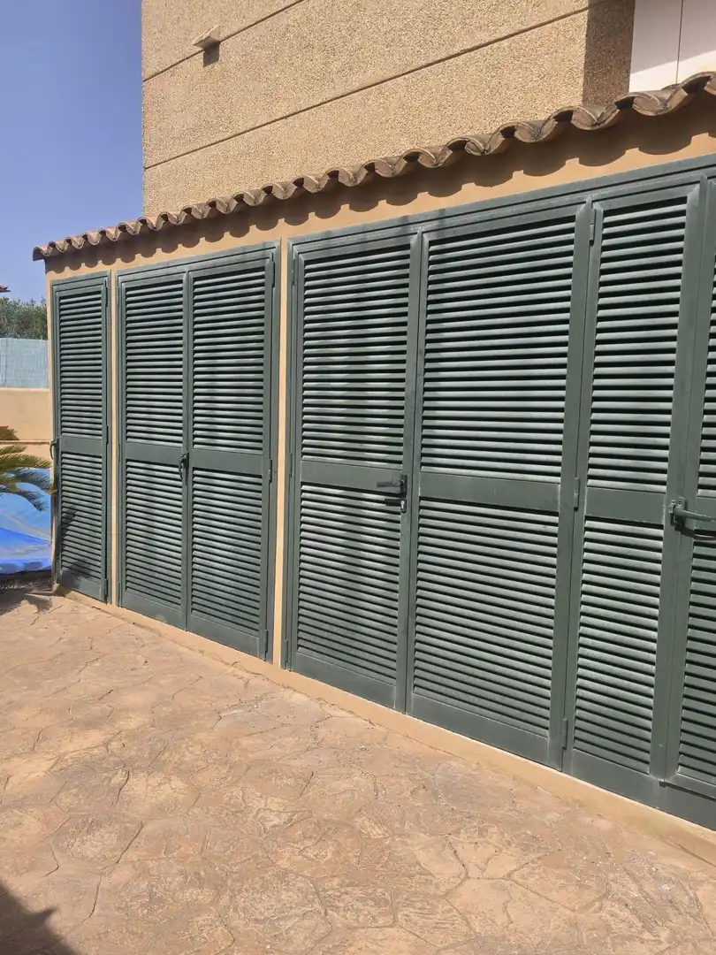 Vista exterior de Casa adosada en venda en Marratxí amb Aire condicionat, Calefacció i Jardí privat