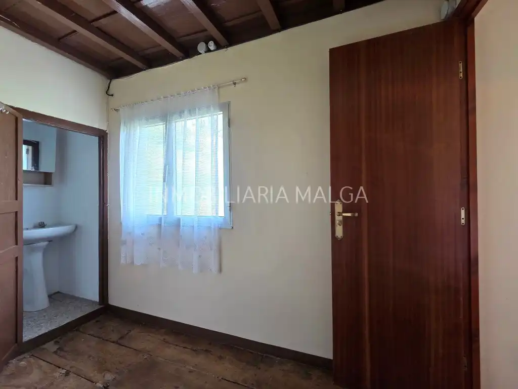 Casa o xalet en venda en Colunga amb Parquet, Traster i Moblat