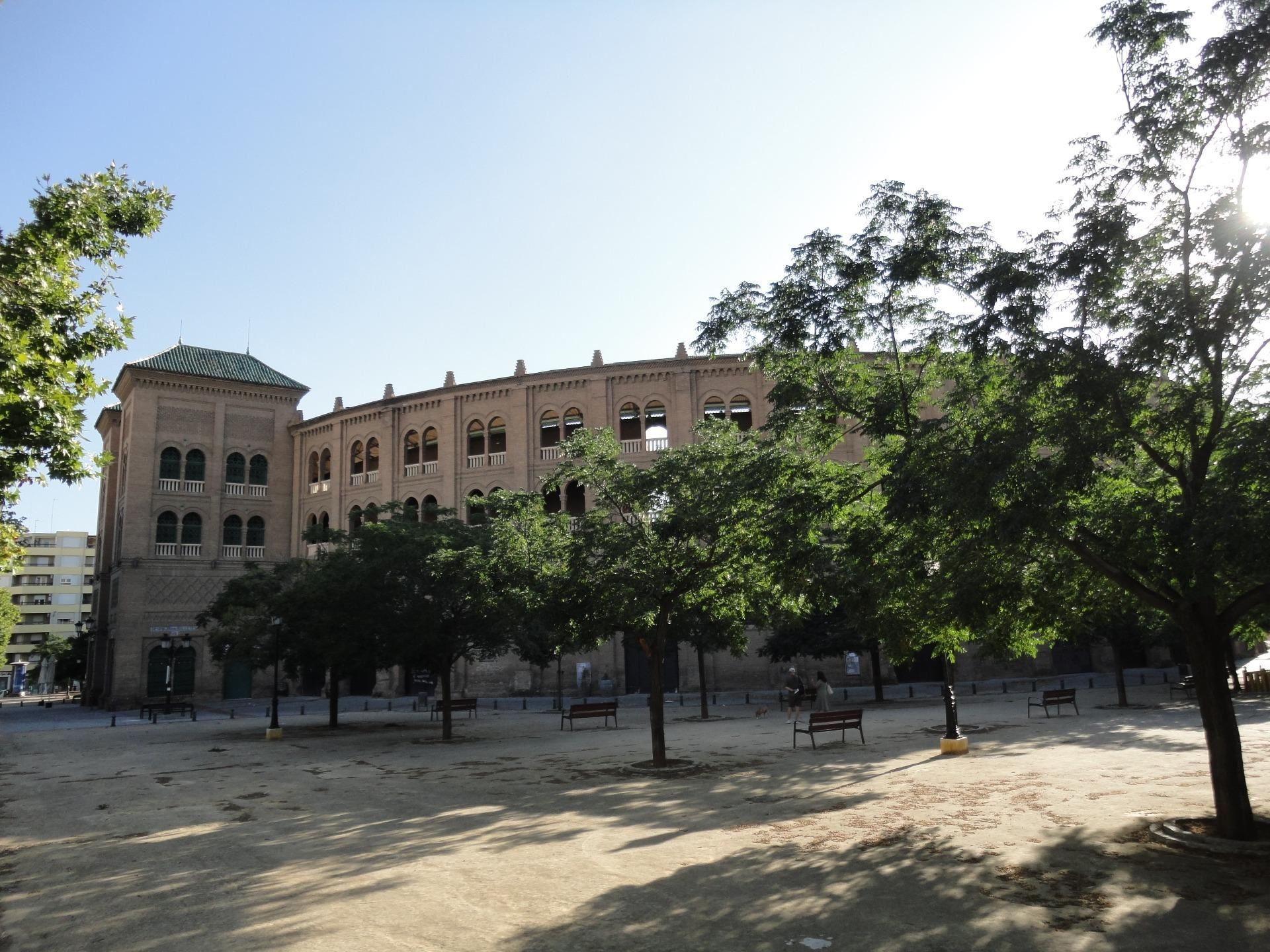 Vista exterior de Pis de lloguer en  Granada Capital amb Terrassa