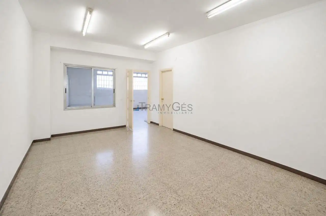 Business premises for sale in COLON, imagen 2