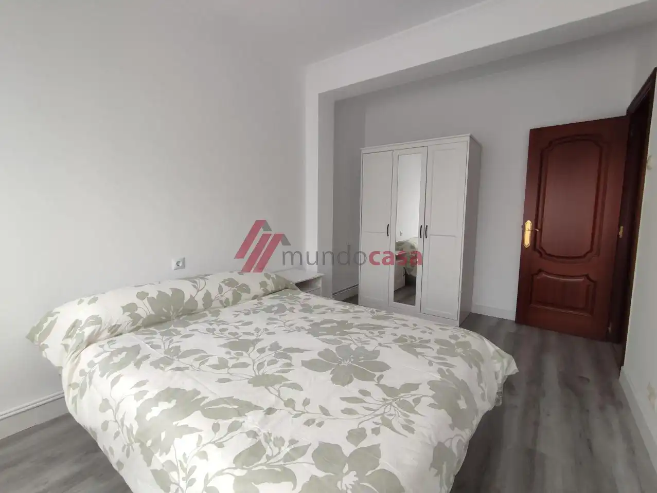 Bedroom of Flat for rent in Ferrol  with Heating and Furnished