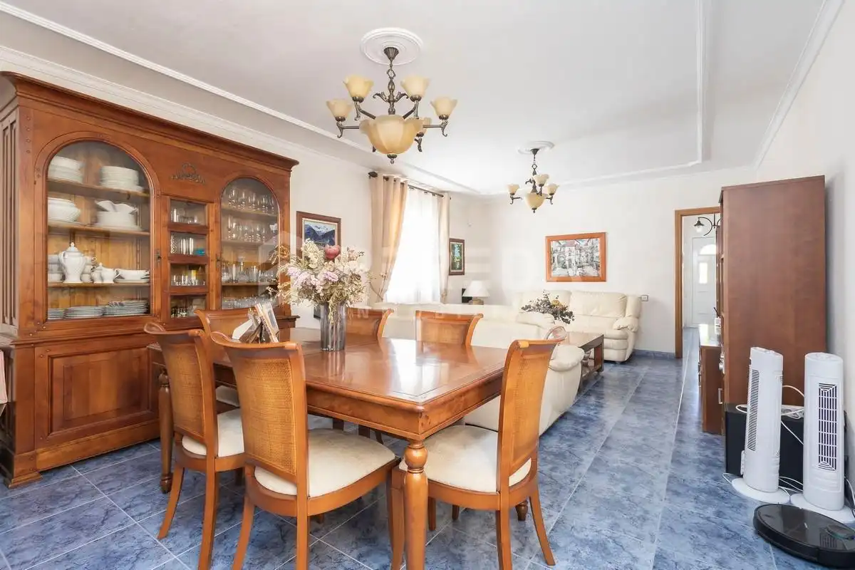 Comedor de Casa o chalet en venta en Roquetas de Mar con Aire acondicionado, Jardín privado y Terraza