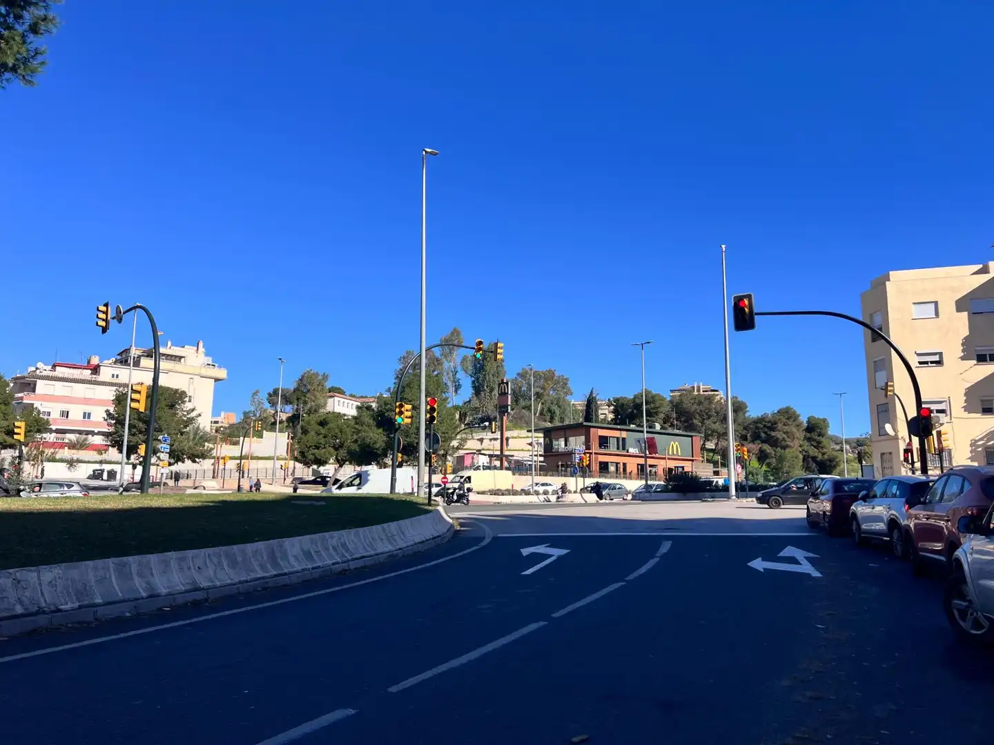 Vista exterior de Estudi en venda en Málaga amb Calefacció, Terrassa i Traster
