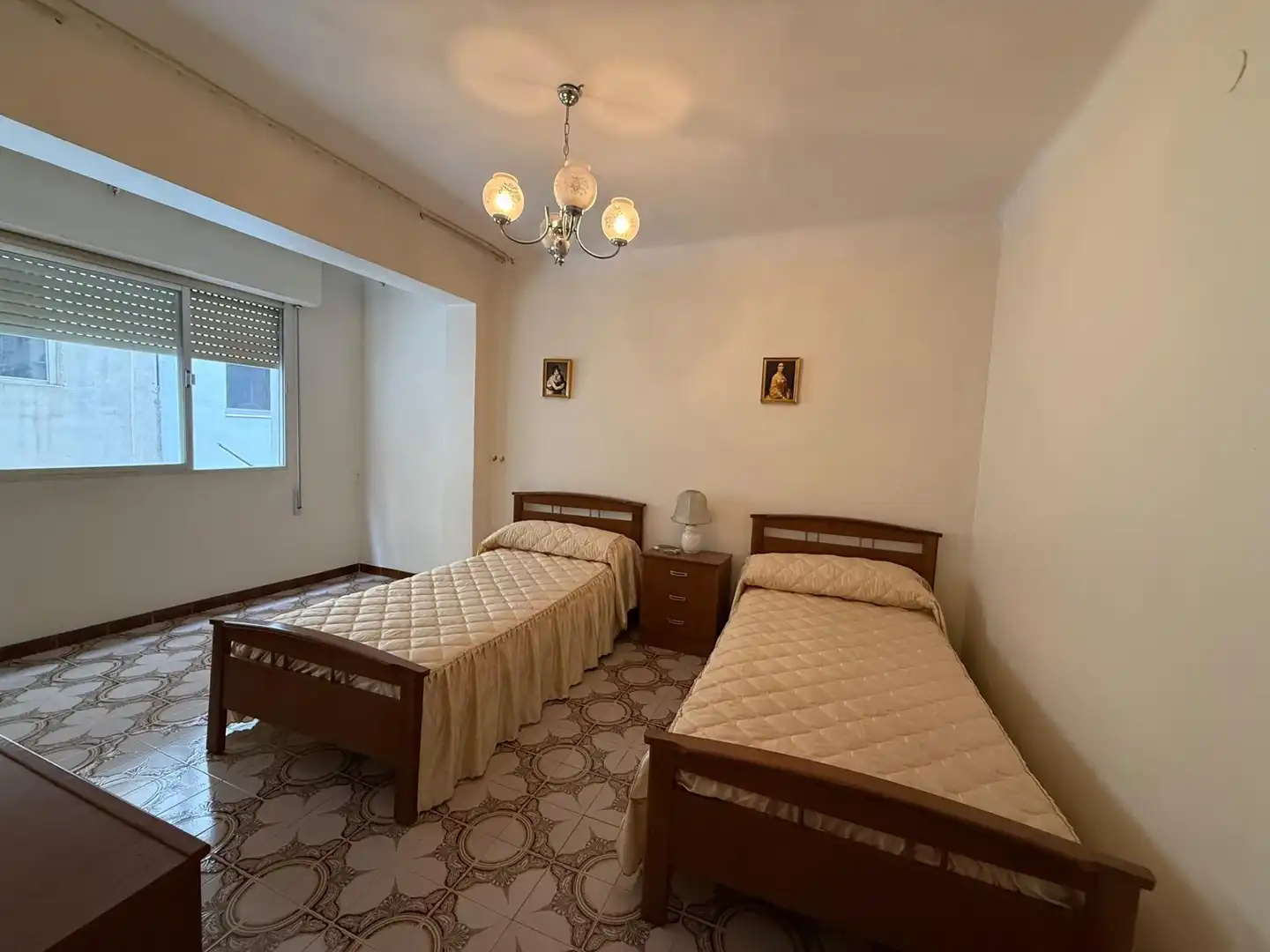 Habitación de Piso en venta en Alicante / Alacant con Terraza
