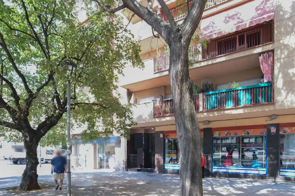 Vista exterior de Pis en venda en Granollers amb Aire condicionat i Calefacció