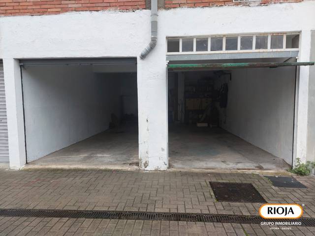 Local comercial en Venta en Aranbizkarra Kalea en Santiago - Arana