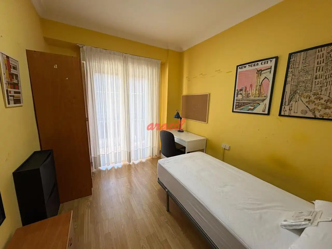 Schlafzimmer von Wohnung zur Miete in Centro