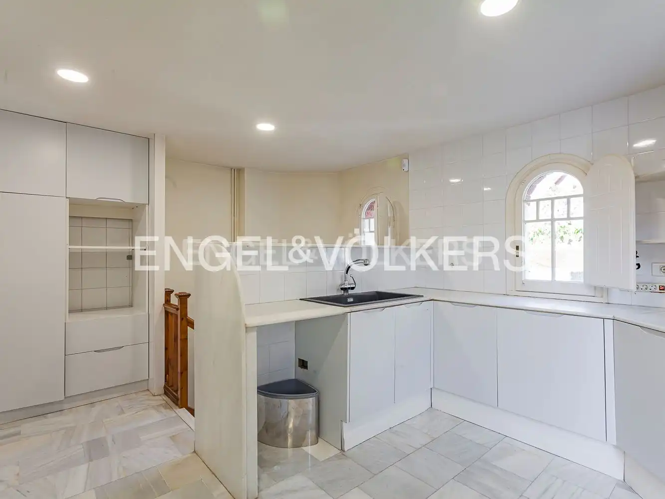 Kitchen of Houses for sale in Sant Cugat del Vallès  with Air Conditioner, Heating and Private garden