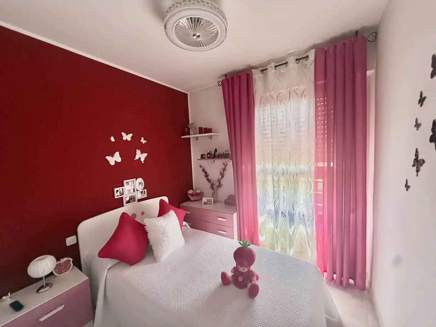 Bedroom of Flat for sale in Madrid  with Heating, Terrace and Furnished