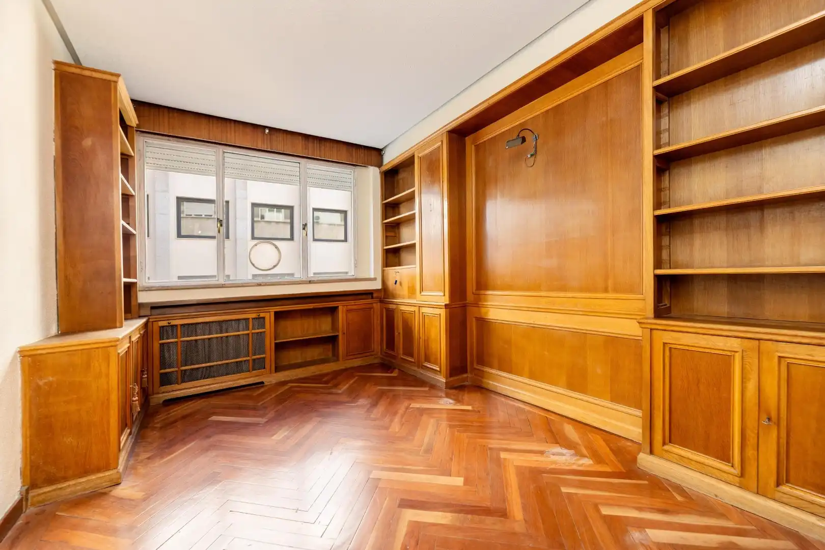Wohnzimmer von Wohnung zur Miete in Madrid mit Heizung und Parkett