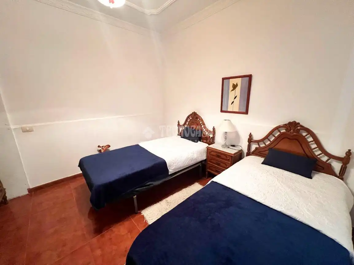 Dormitori de Casa adosada en venda en Santa Lucía de Tirajana amb Aire condicionat, Terrassa i Traster