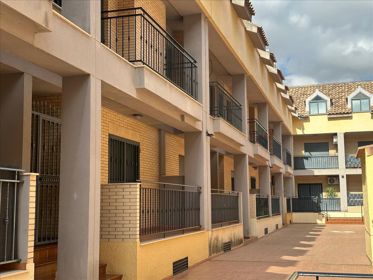 Vista exterior de Casa o xalet en venda en Aldaia