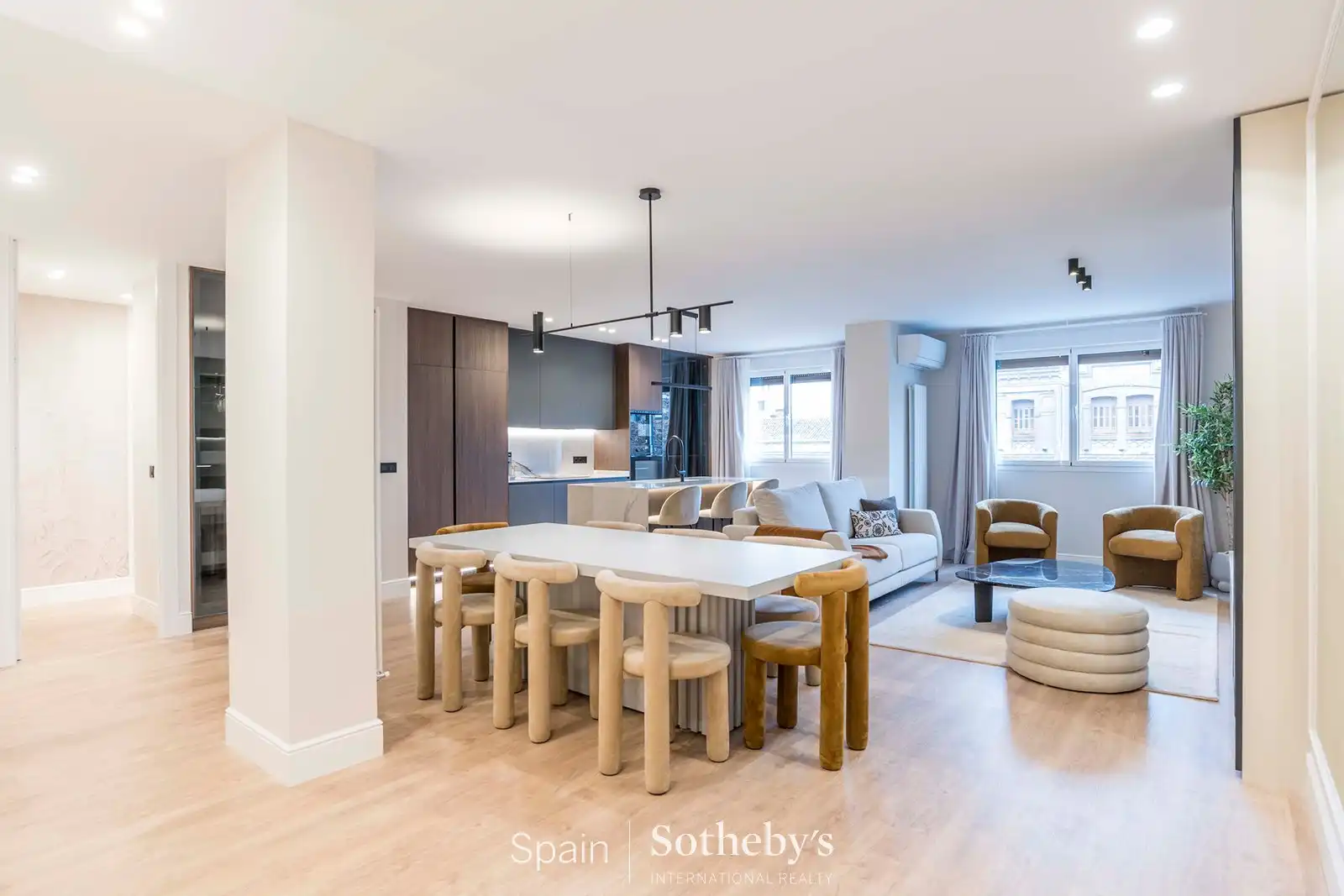 Vista exterior de Apartamento en venta en Madrid con Aire acondicionado, Calefacción y Trastero