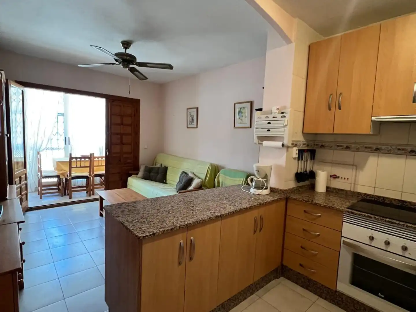 Cocina de Apartamento de alquiler en Mazarrón con Aire acondicionado, Calefacción y Terraza
