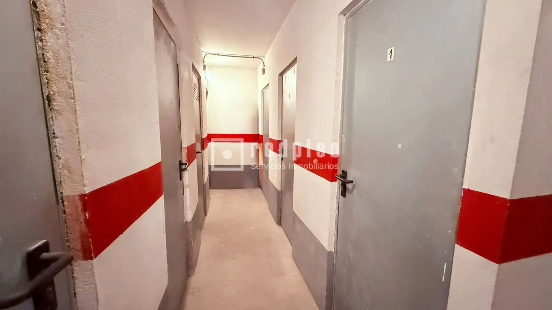 Traster en venda a del Doctor Sanchis Bergon, El Botànic