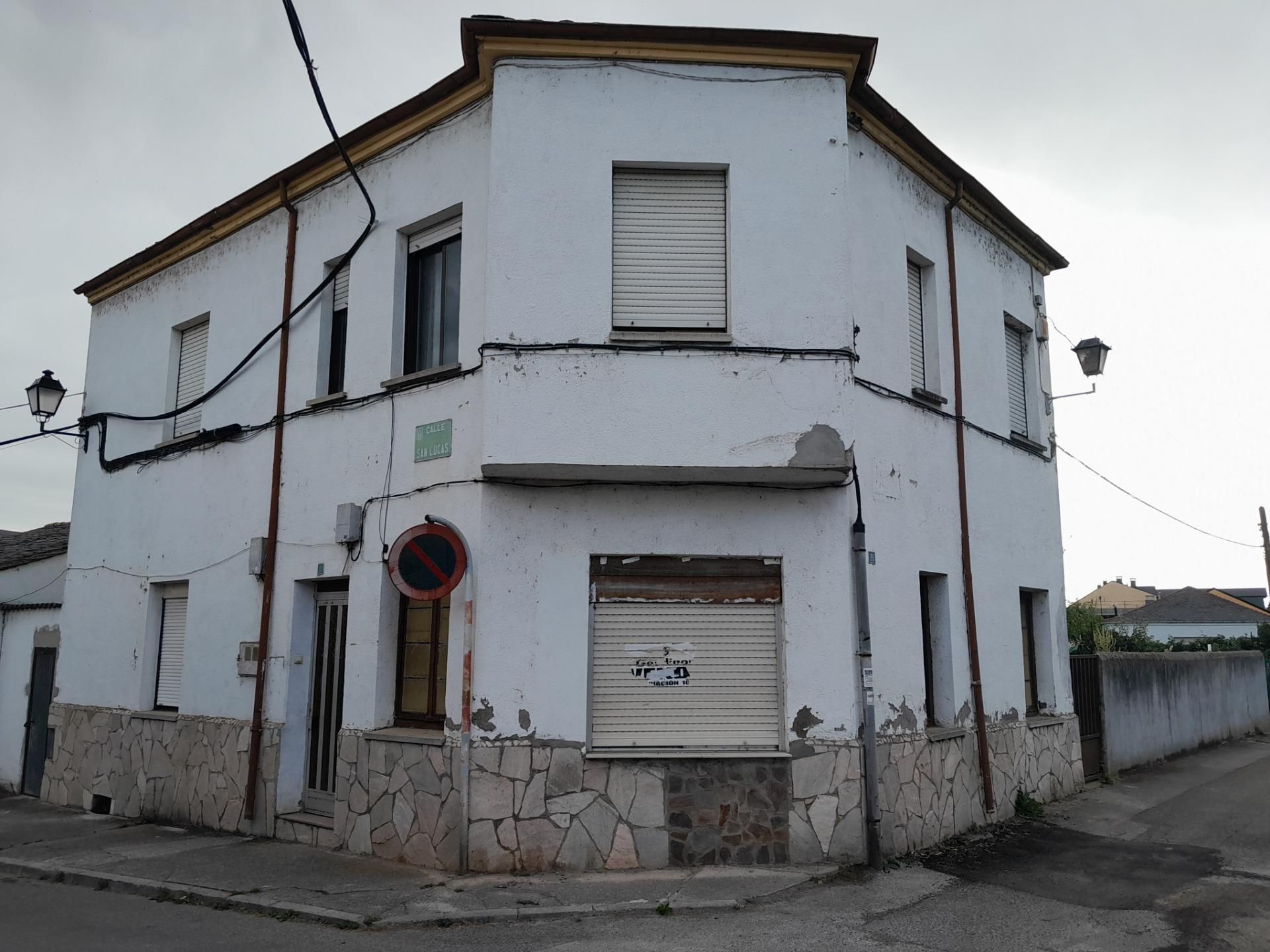 Vista exterior de Residencial en venda en Ponferrada
