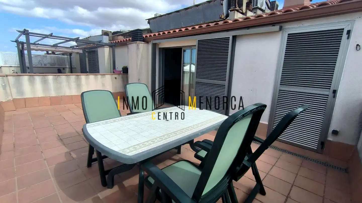 Vista exterior de Piso en venta en Ciutadella de Menorca con Aire acondicionado, Calefacción y Terraza