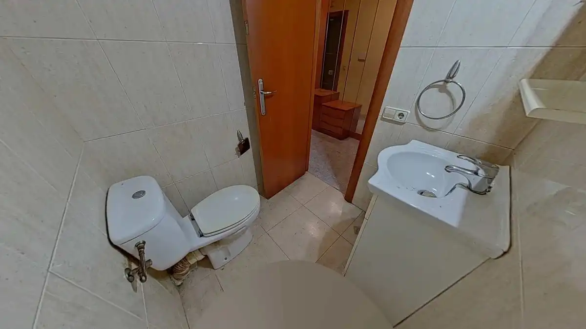 Bathroom of Flat for sale in Badalona  with Heating and Balcony