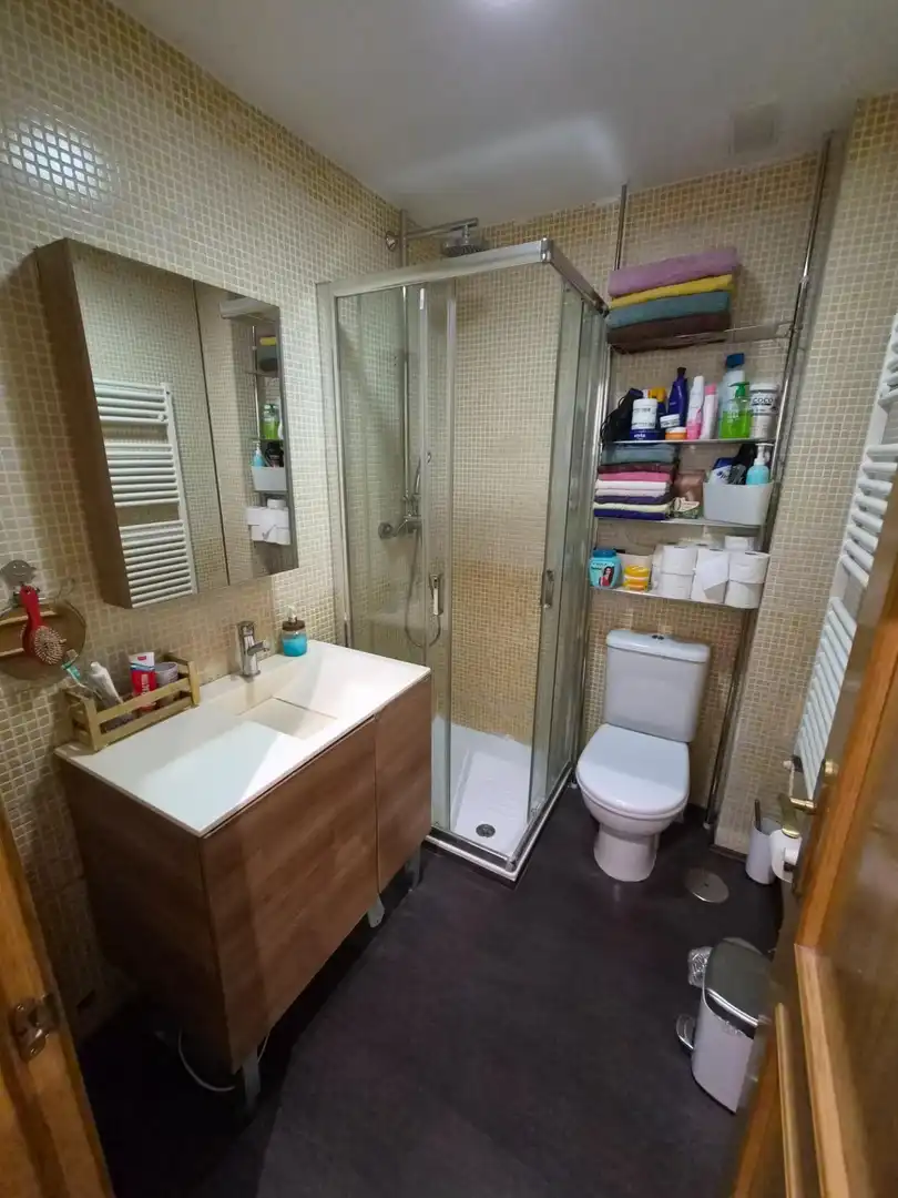 Baño de Piso en venta en Miguelturra con Aire acondicionado, Calefacción y Terraza