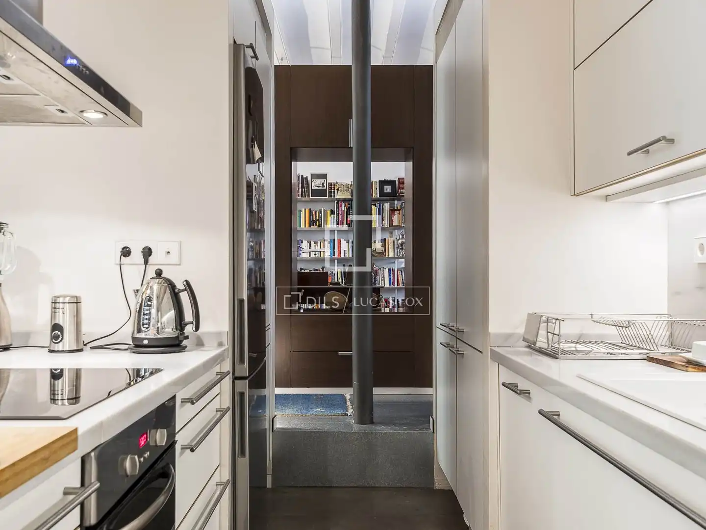 Cocina de Piso en venta en Barcelona con Calefacción y Trastero