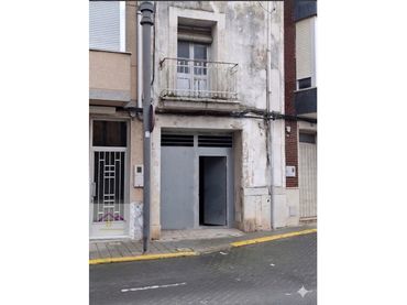 Casa en venda a Calle General Cucala 32
