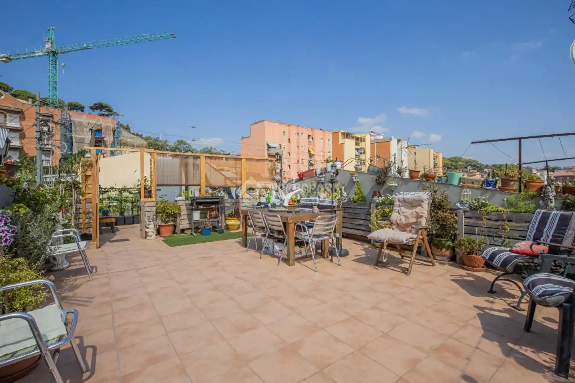 Terraza de Piso en venta en Montcada i Reixac con Terraza