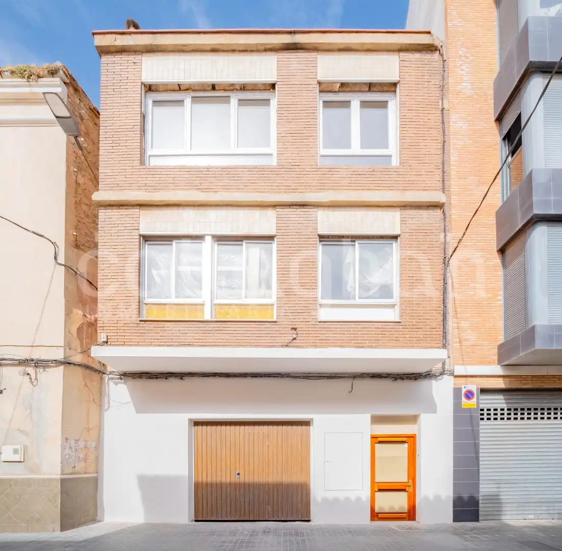 Exterior view of Buildings for sale in Burriana / Borriana