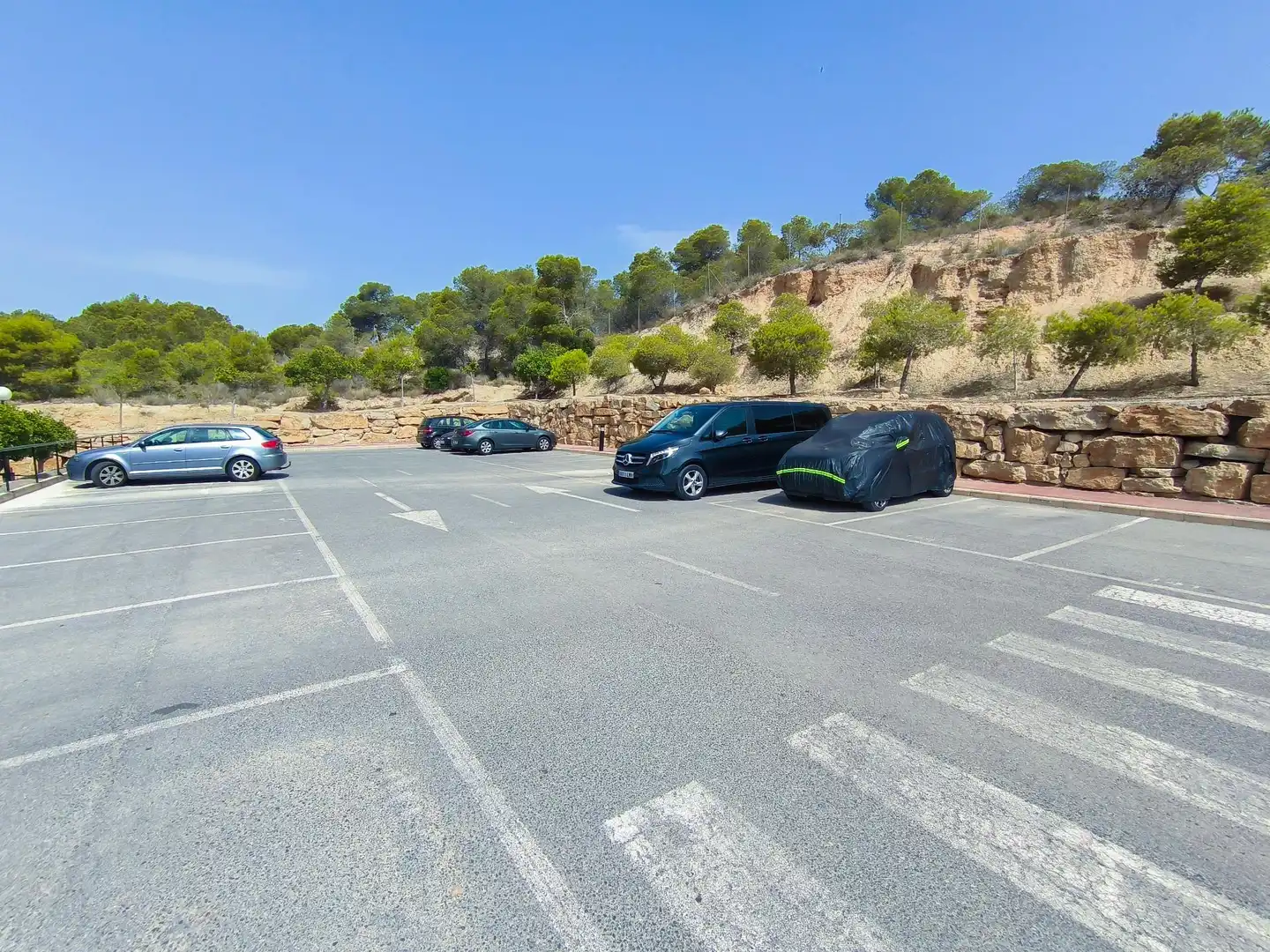 Parking of Apartments for sale in Benidorm  with Air Conditioner, Heating and Private garden